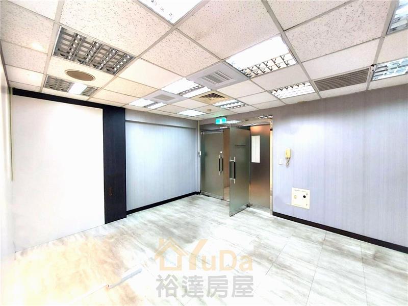 http://uimg.twhouses.com.tw/uploads/2025/9/1/14191749095446.jpg