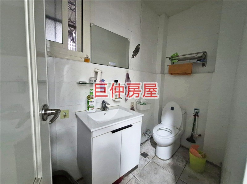 https://uimg.twhouses.com.tw/uploads/2026/6/1/195318381730742.jpg